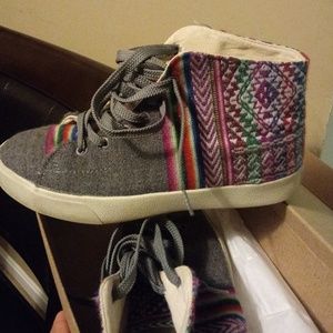 Womens grey/multicolor shoes